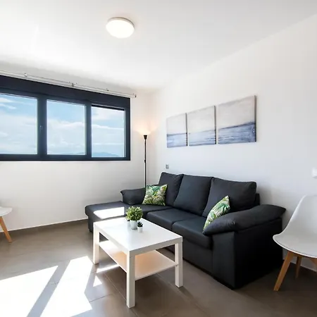 & Tech Park Apartment *